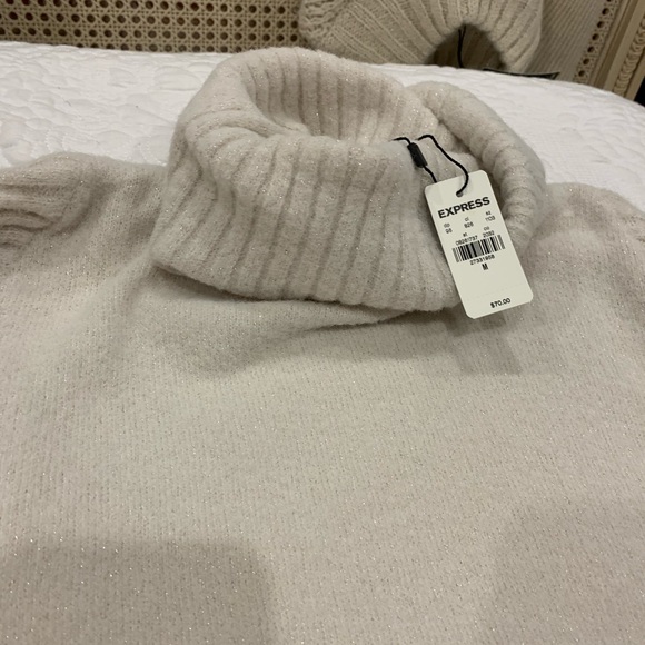 Express turtleneck - Picture 3 of 4